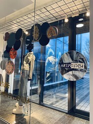 Window display- ARTISTITCH